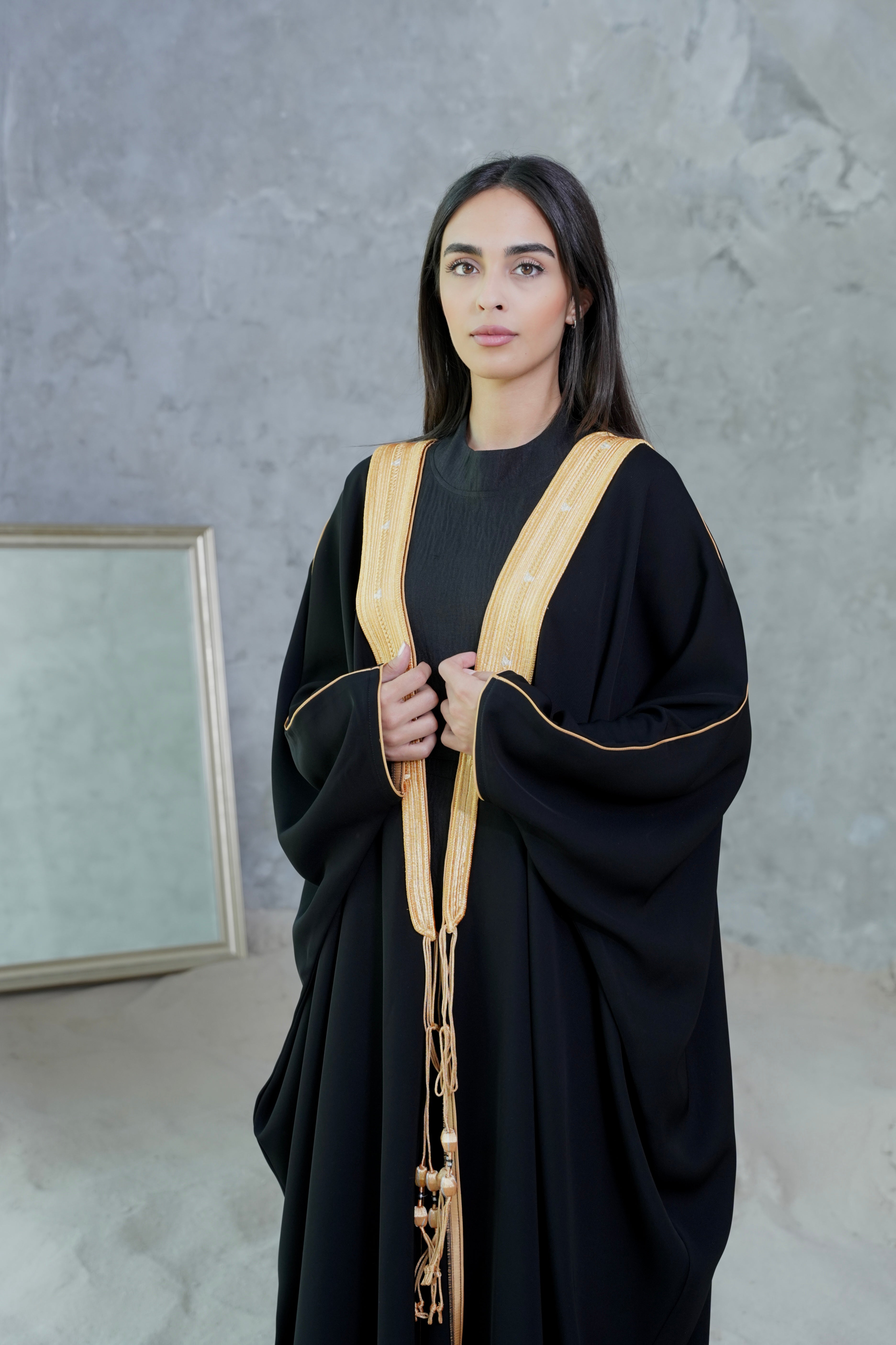 TRADITIONAL GOLDEN BISHT ABAYA #369