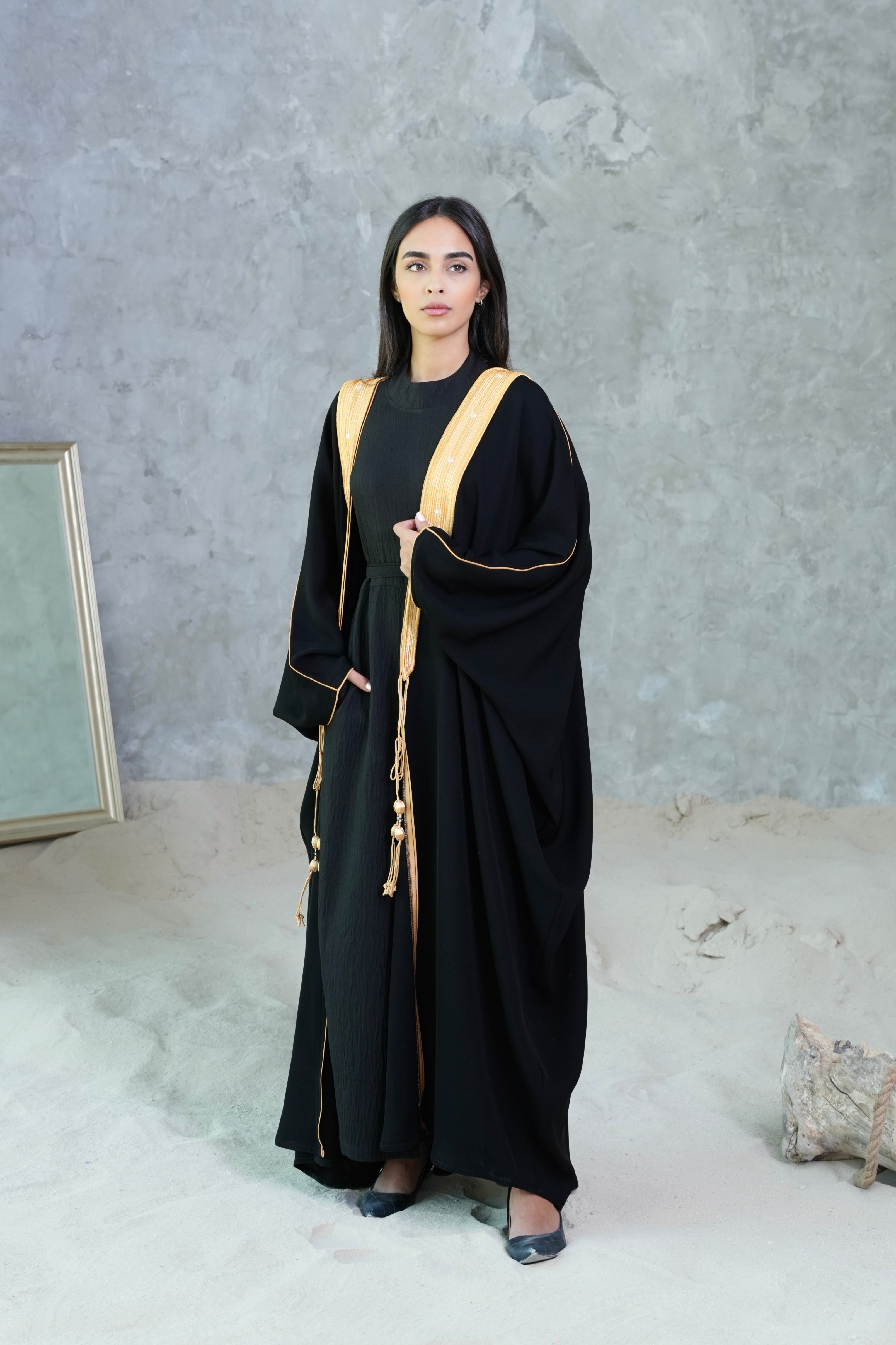 TRADITIONAL GOLDEN BISHT ABAYA #369