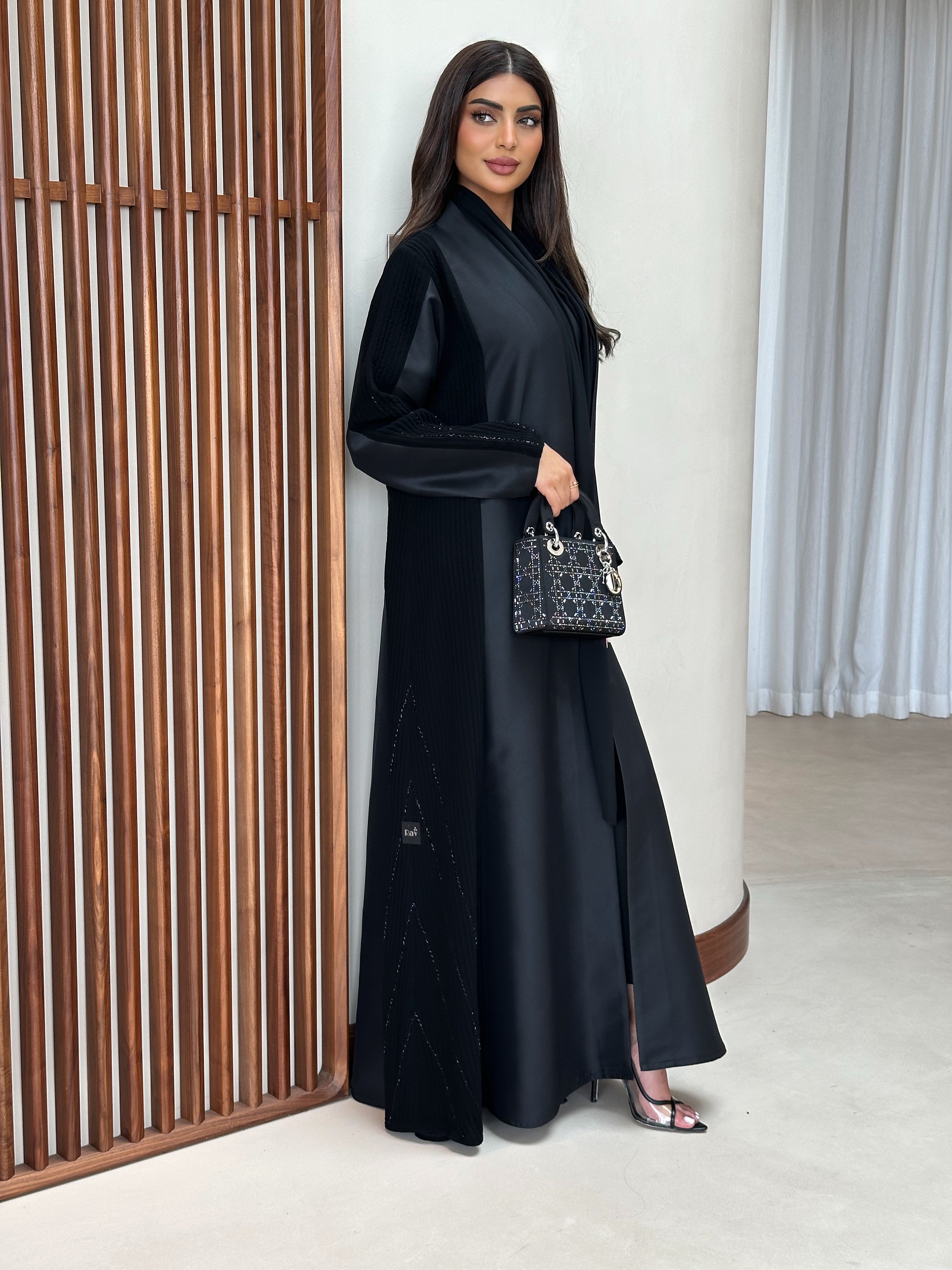 ÉLITE BLACK ABAYA #595