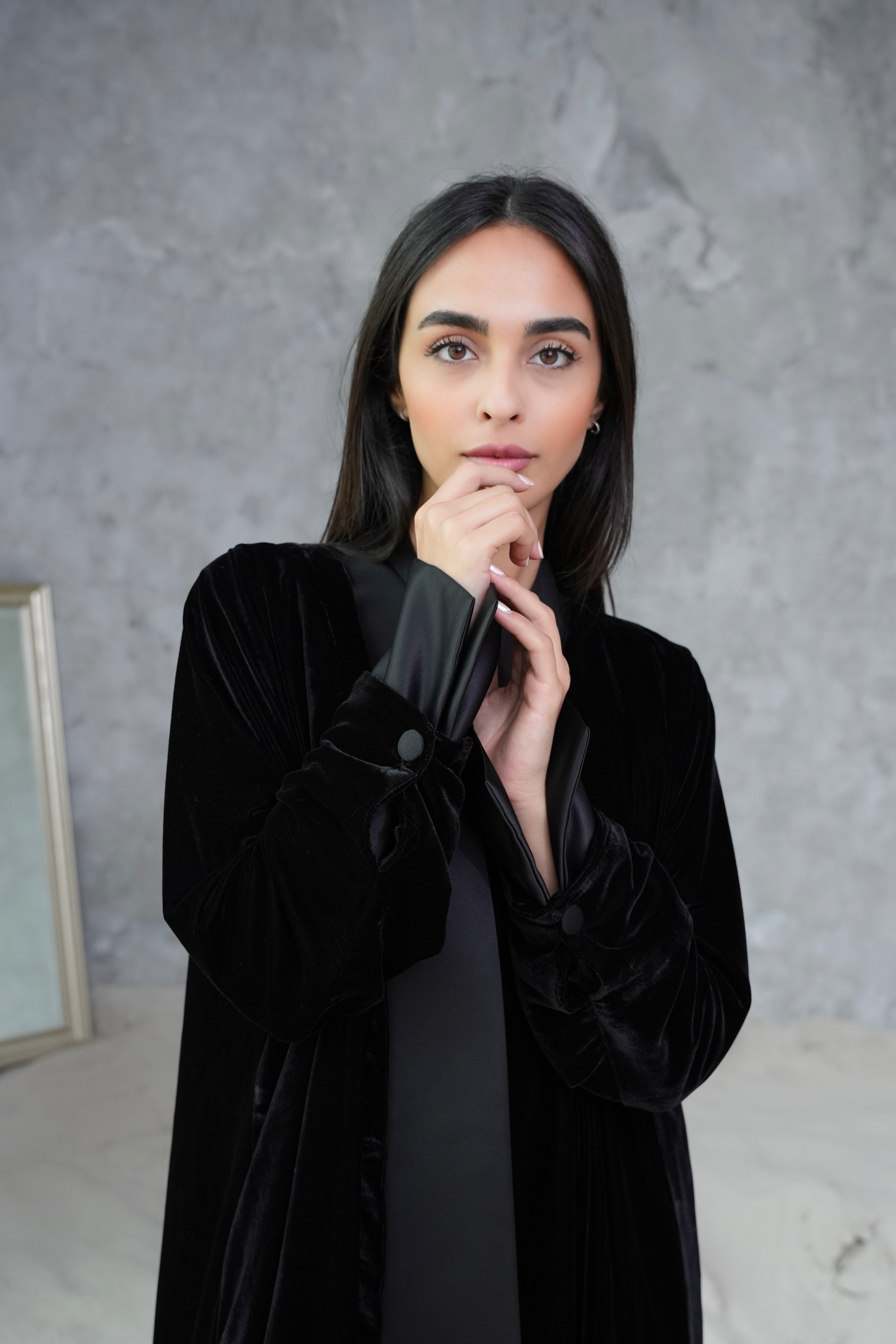 FANCY VELVET BLACK ABAYA #380