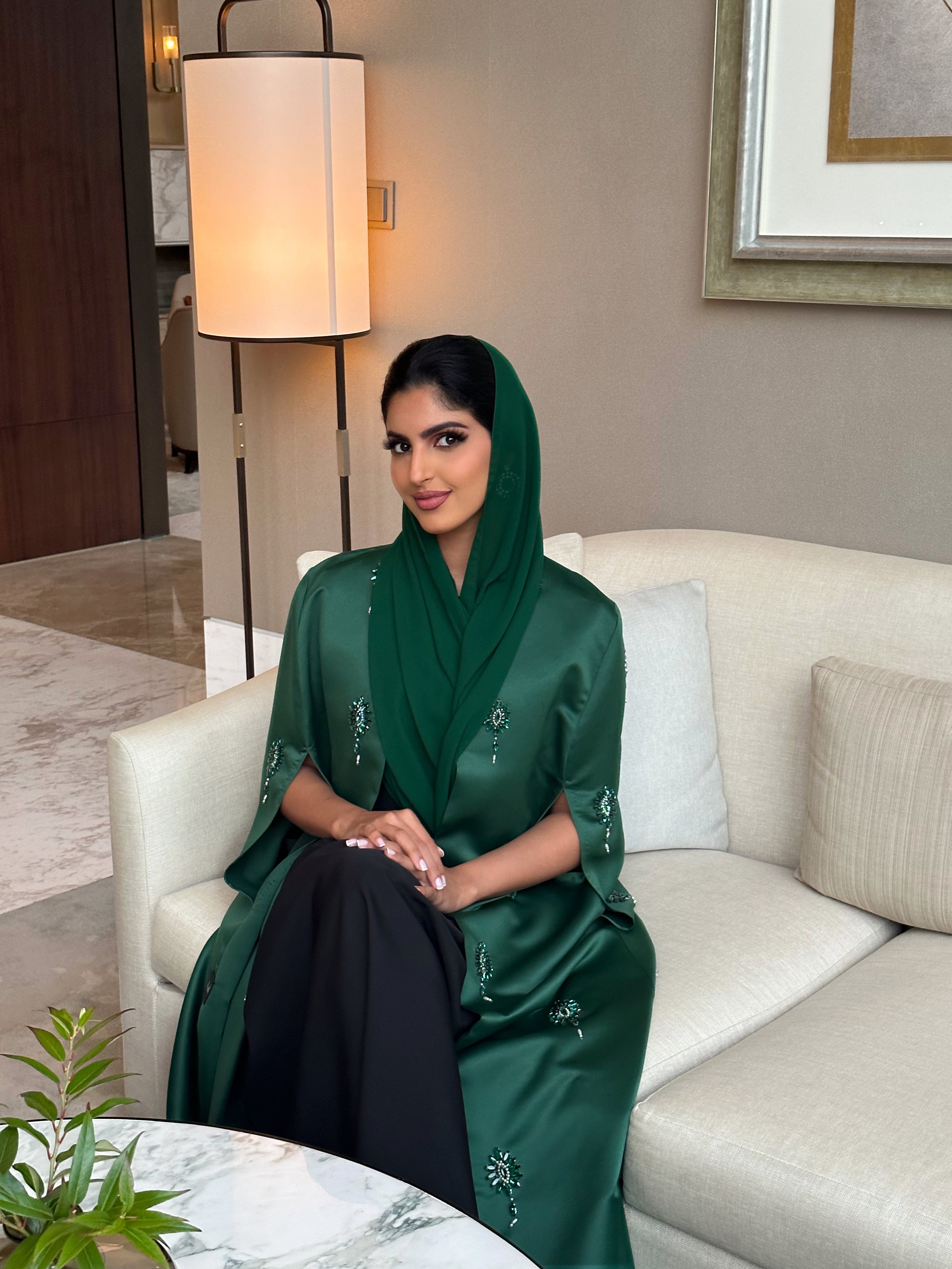 عباية كيب بلون أخضر ملكي #359