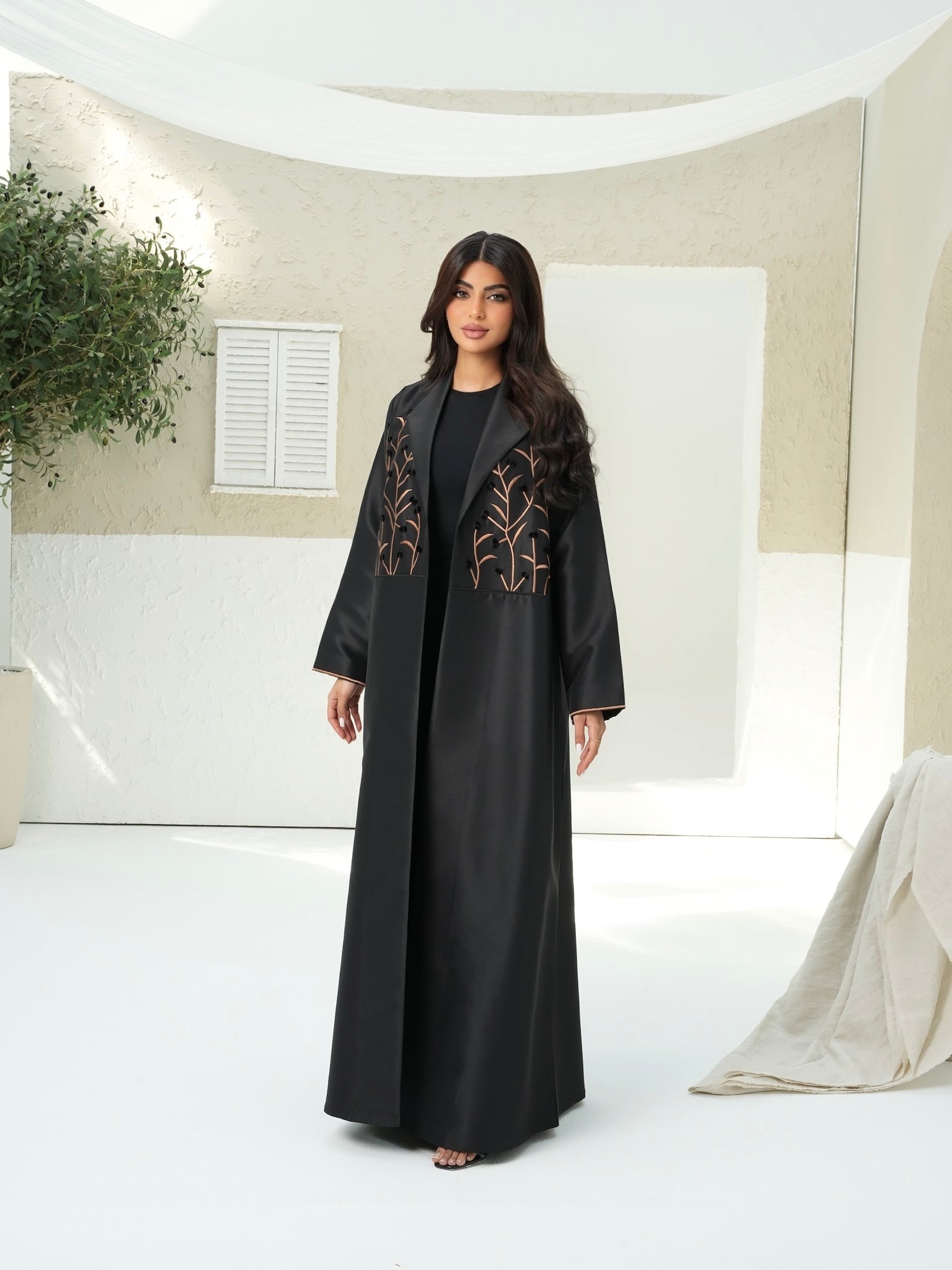 LUXURY BLACK ABAYA #548