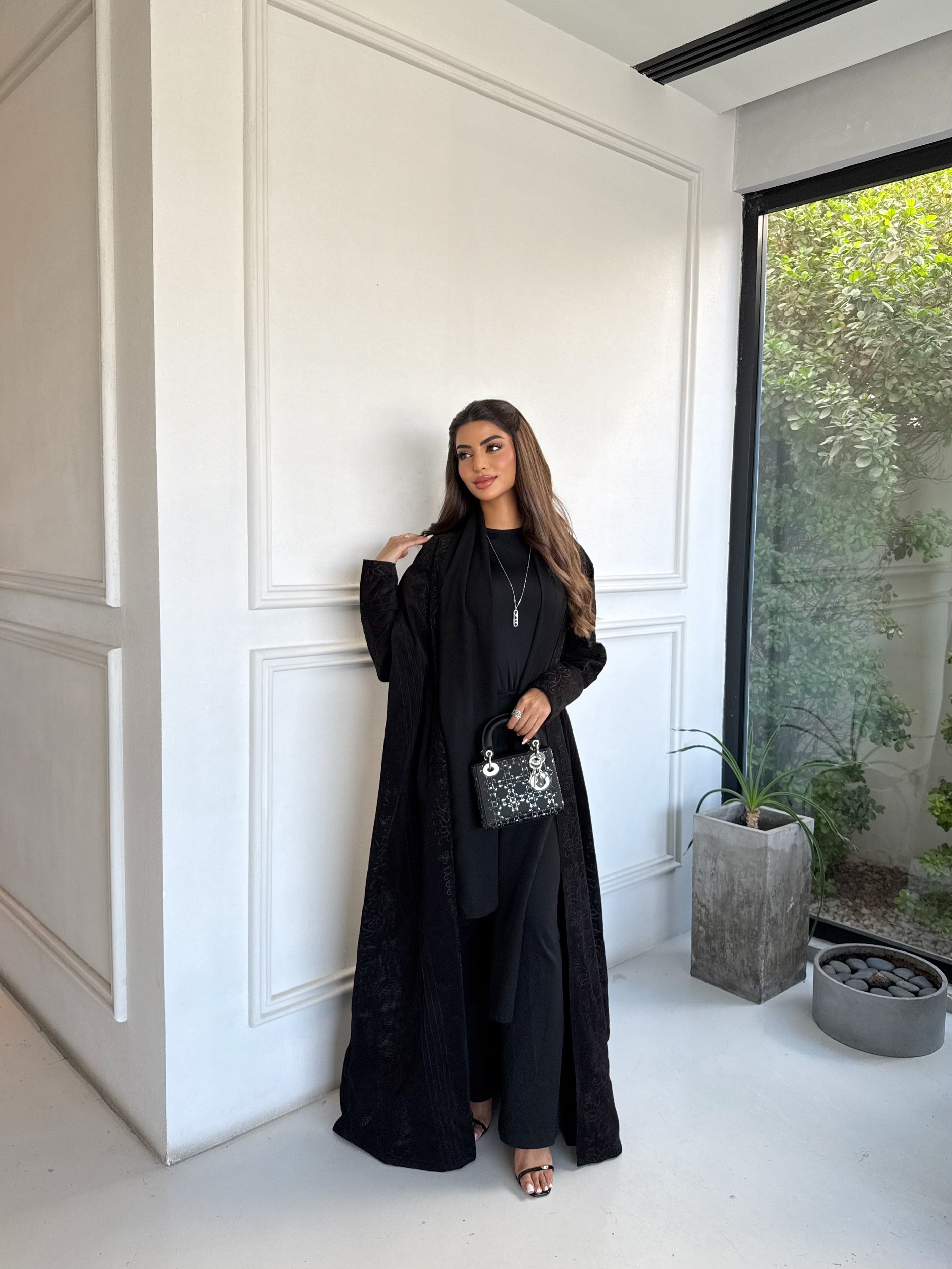 BLACK BOTANICA ABAYA #660