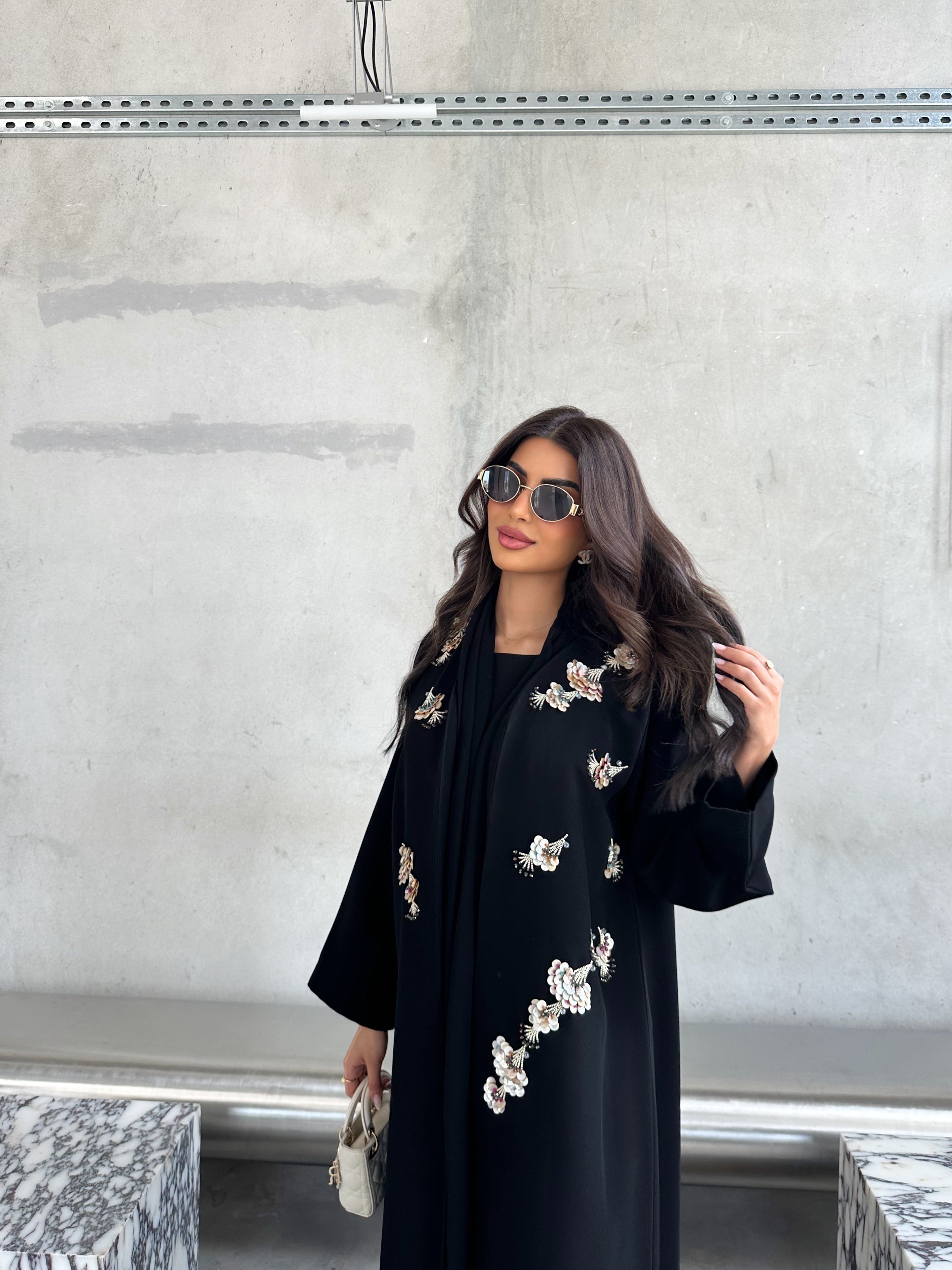 LUXURIOUS BLACK ABAYA #571
