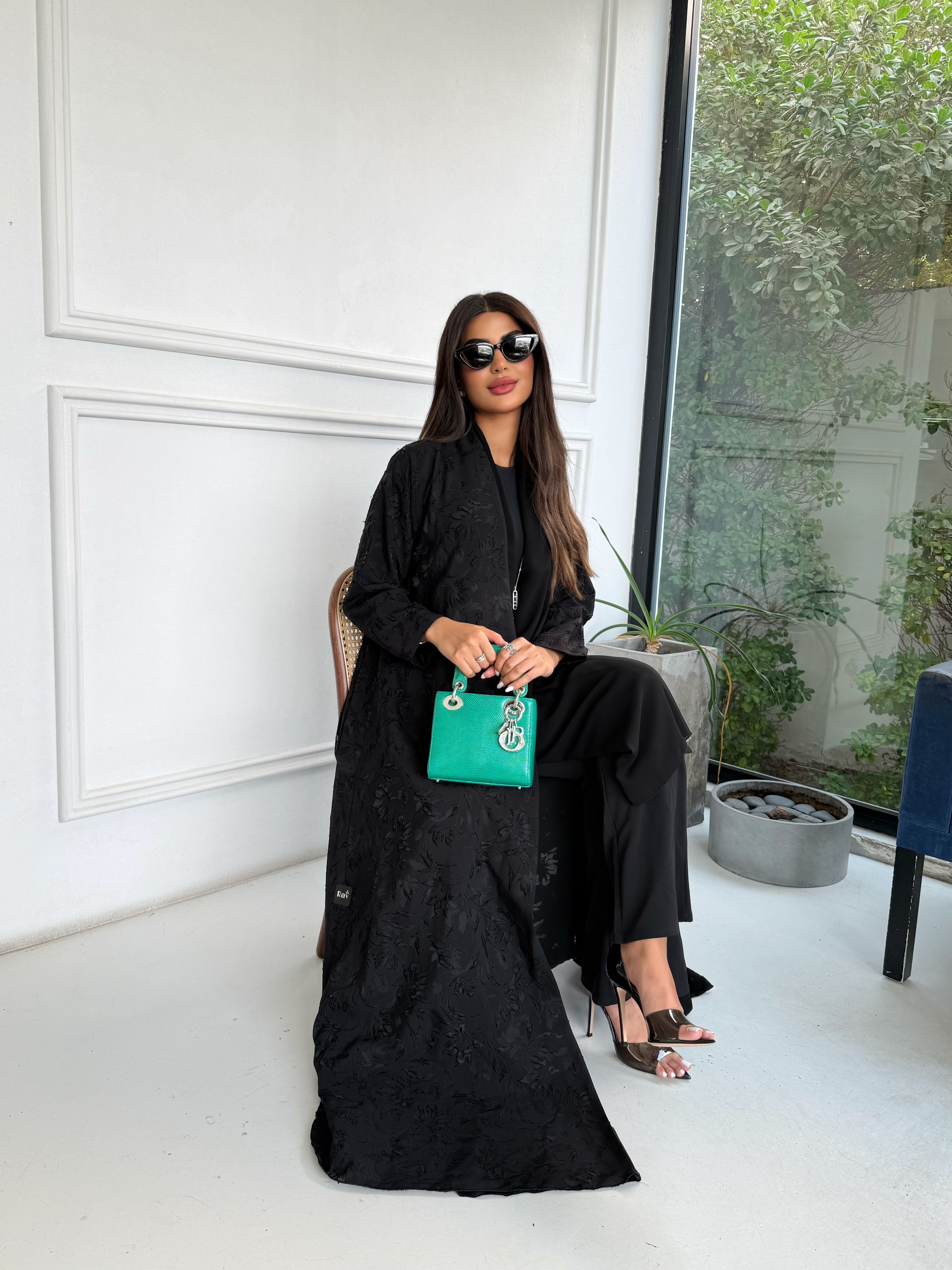 OBSIDIAN BLOOM ABAYA #671