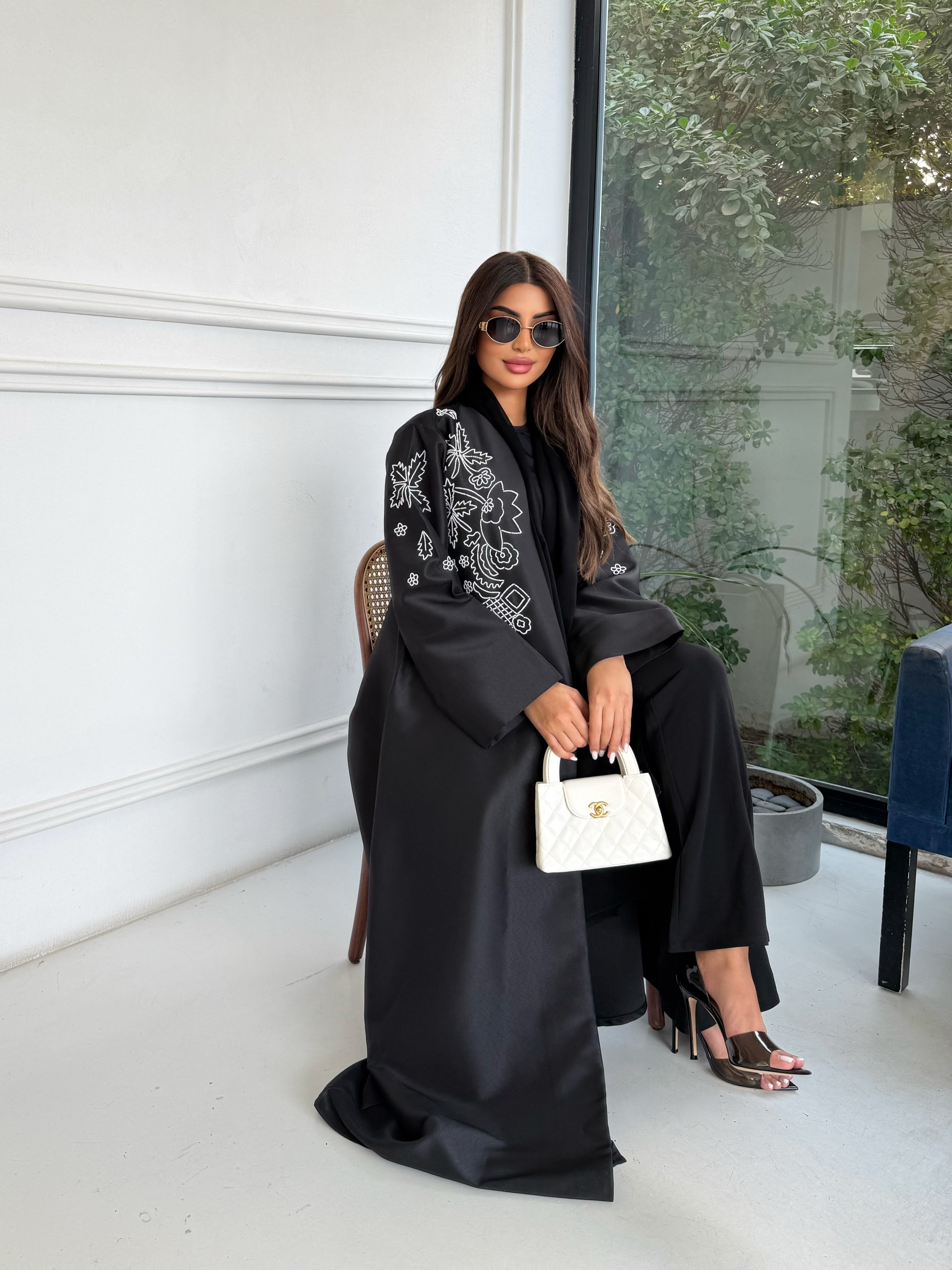 MIDNIGHT GARDEN ABAYA #667