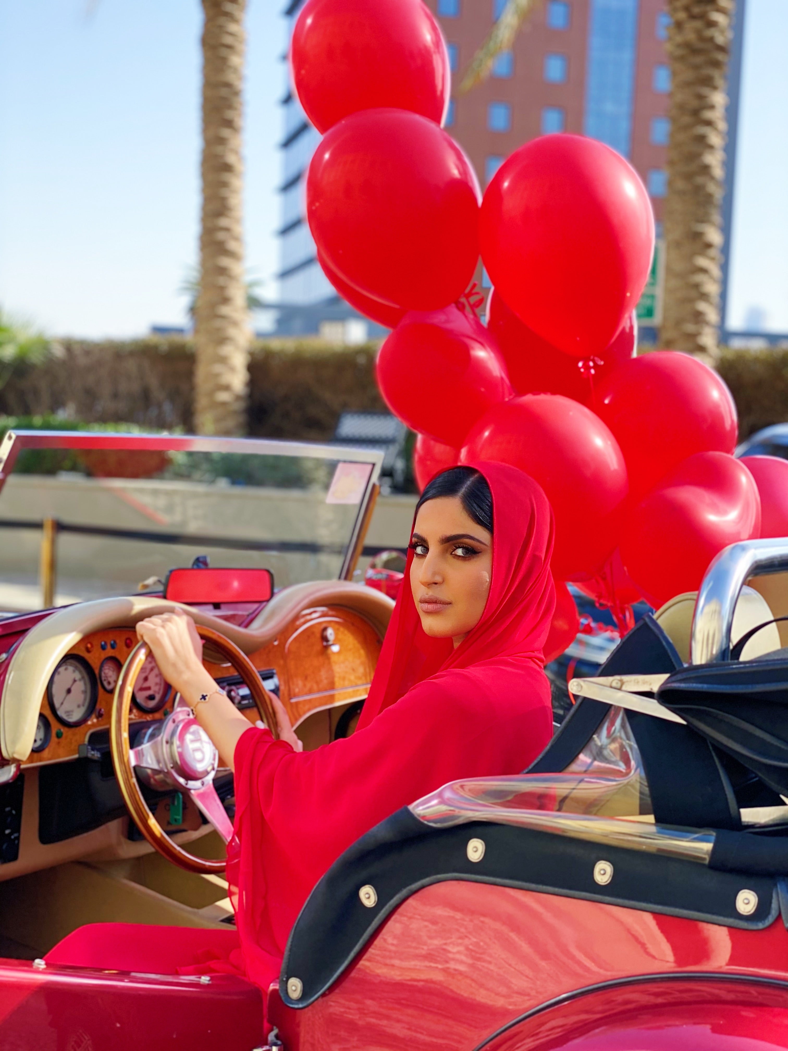 عباءة كلوش حمراء #10