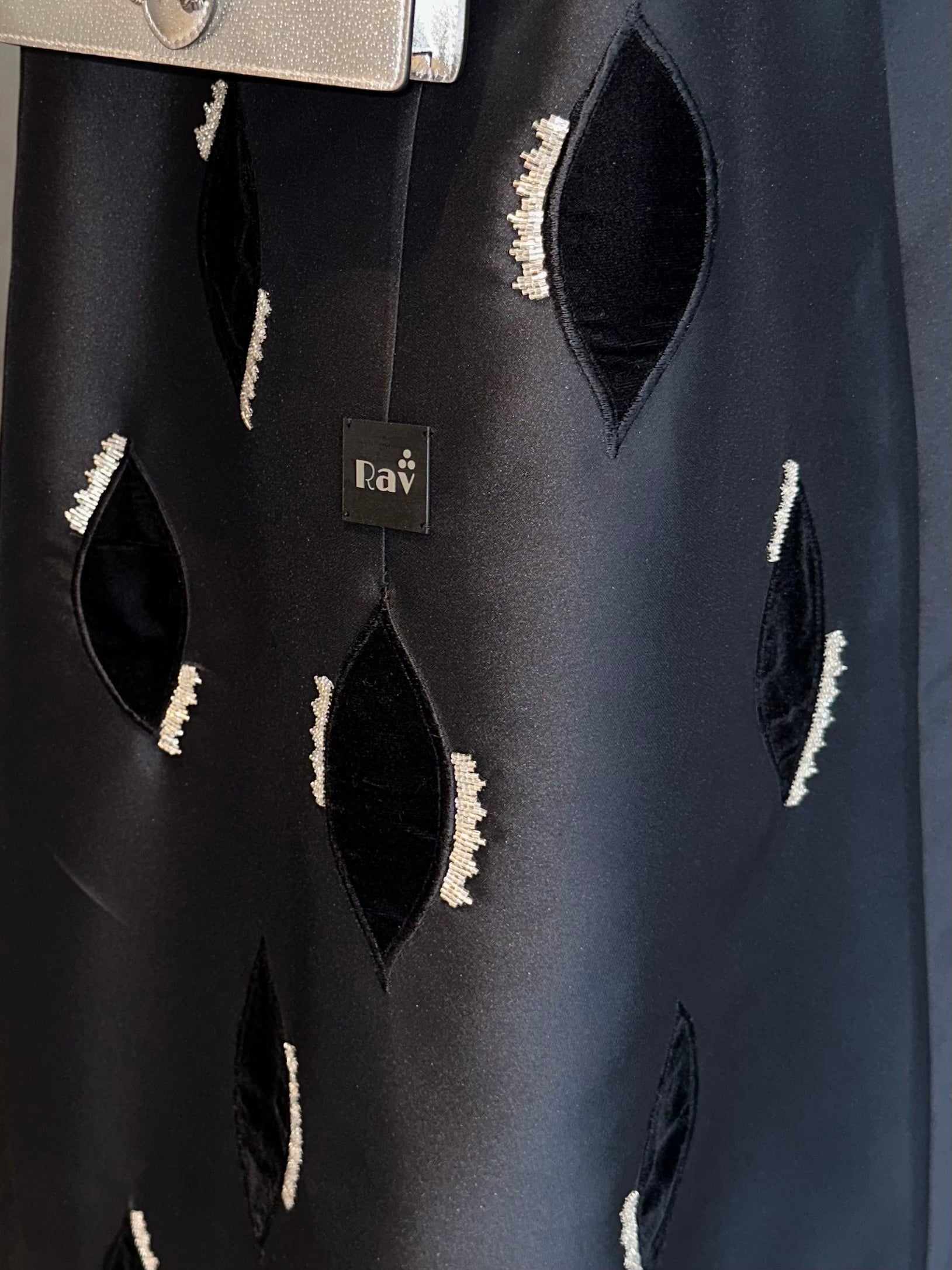 ELEGANT BLACK ABAYA #182