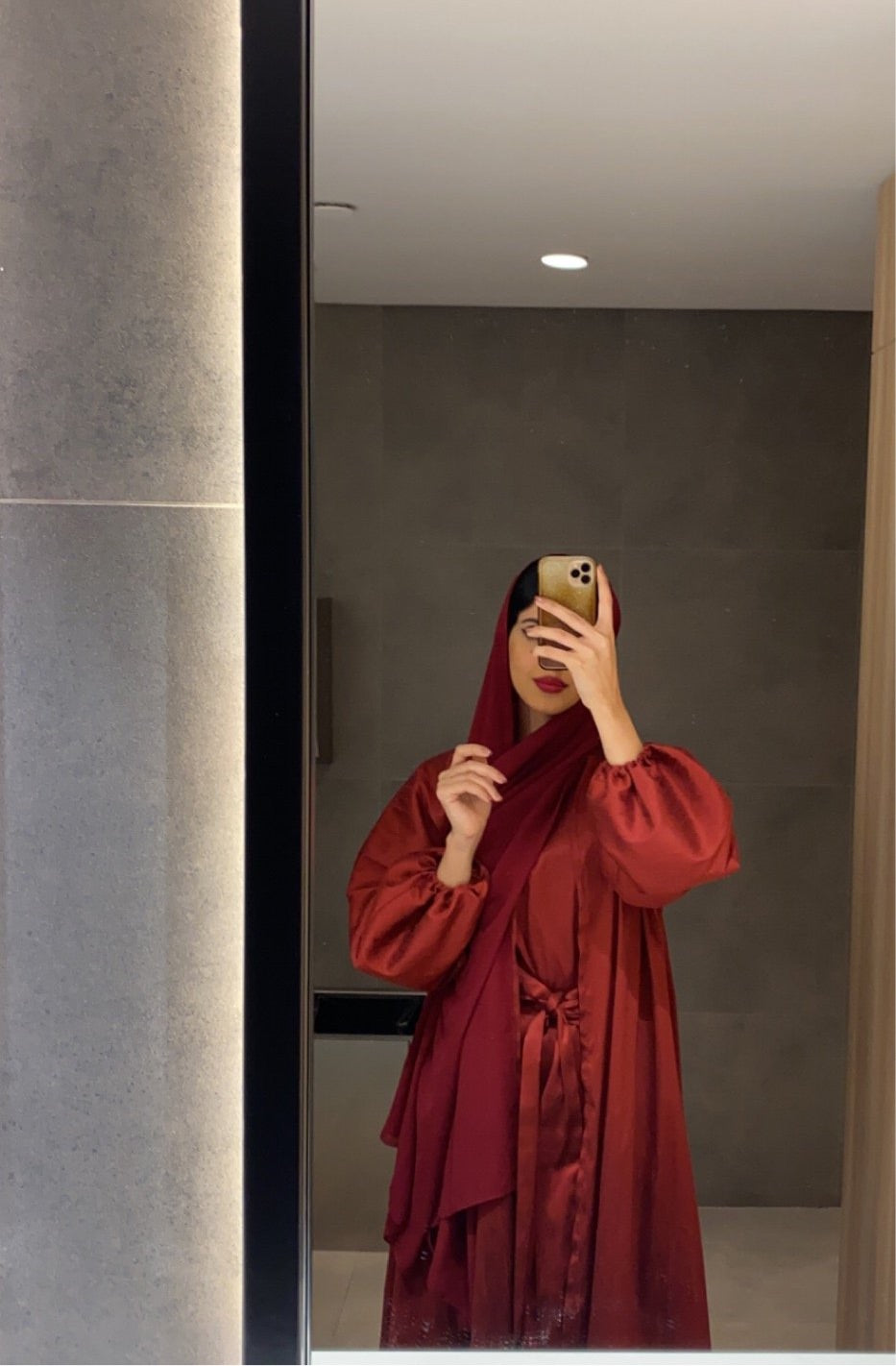 عباية تافيتا حمراء داكنة #16